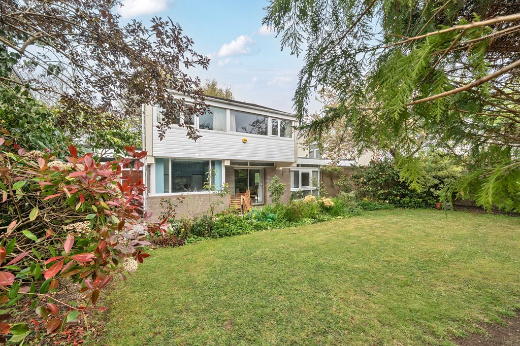 Additional image 2 of 4 bed link detached house for salePitch & Pay Park, Bristol BS9