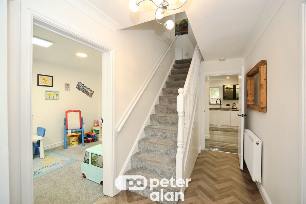 Additional image 12 of 4 bed detached house for saleManor Court, Edwardsville, Treharris CF46