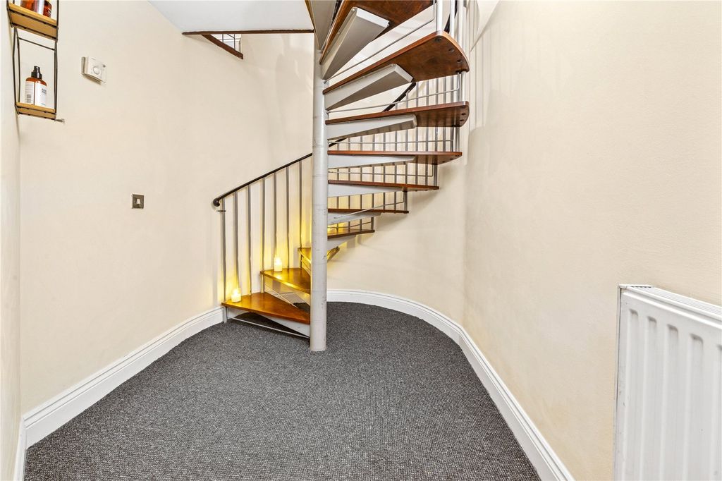 Additional image 34 of 4 bed terraced house for saleBear Yard Mews, Bristol, Somerset BS8