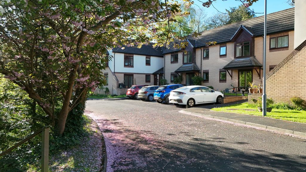Additional image 2 of 2 bed flat for saleMaidens Croft, Hexham, Northumberland NE46