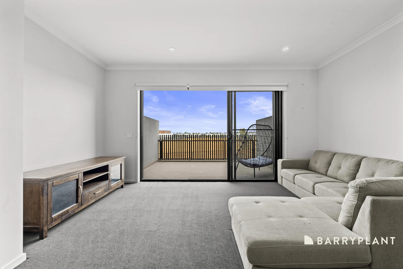 6 Williamsburg Walk, Wollert VIC 3750 photo 4