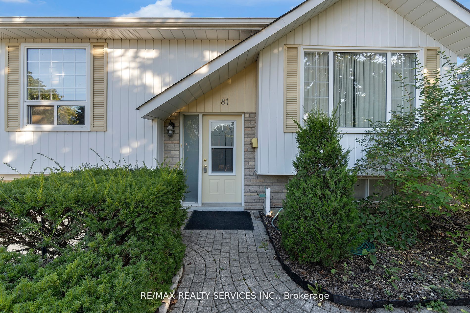 81 Glenforest Road, Brampton, ON, L6S 1L8 photo 3