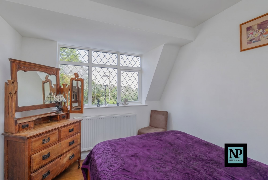 Additional image 22 of Watling Street, Mile Oak, B78