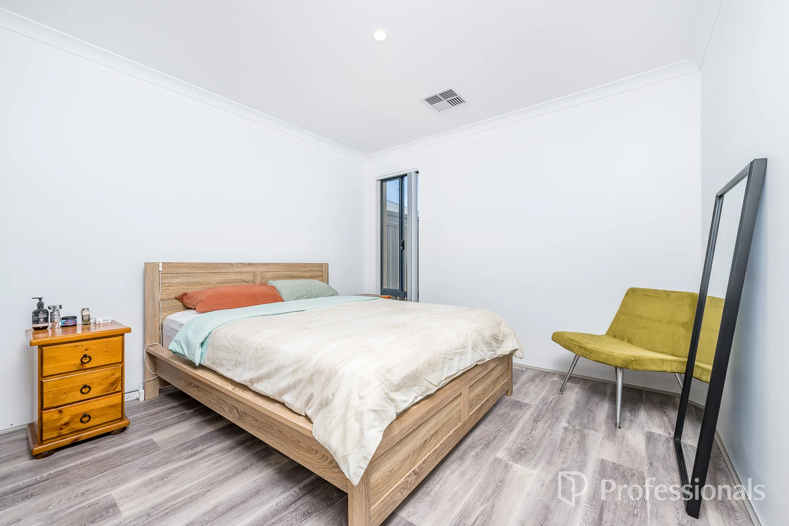 Additional image 8 of 18 Gambier Grove, Eglinton WA 6034