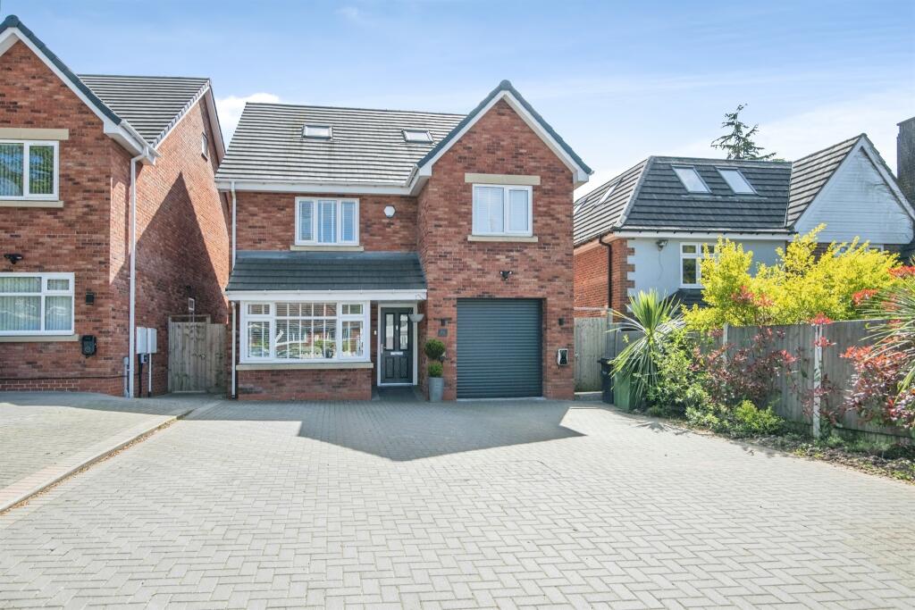 Castle Road West, OLDBURY