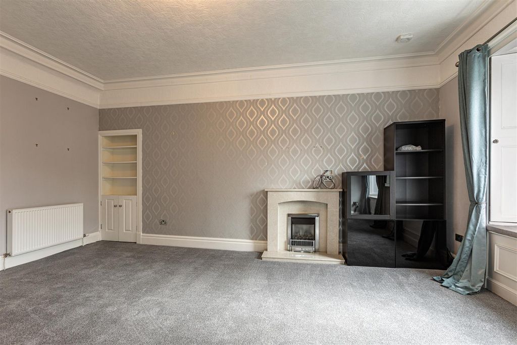 Additional image 7 of 3 bed flat for sale62 High Street, Galashiels TD1