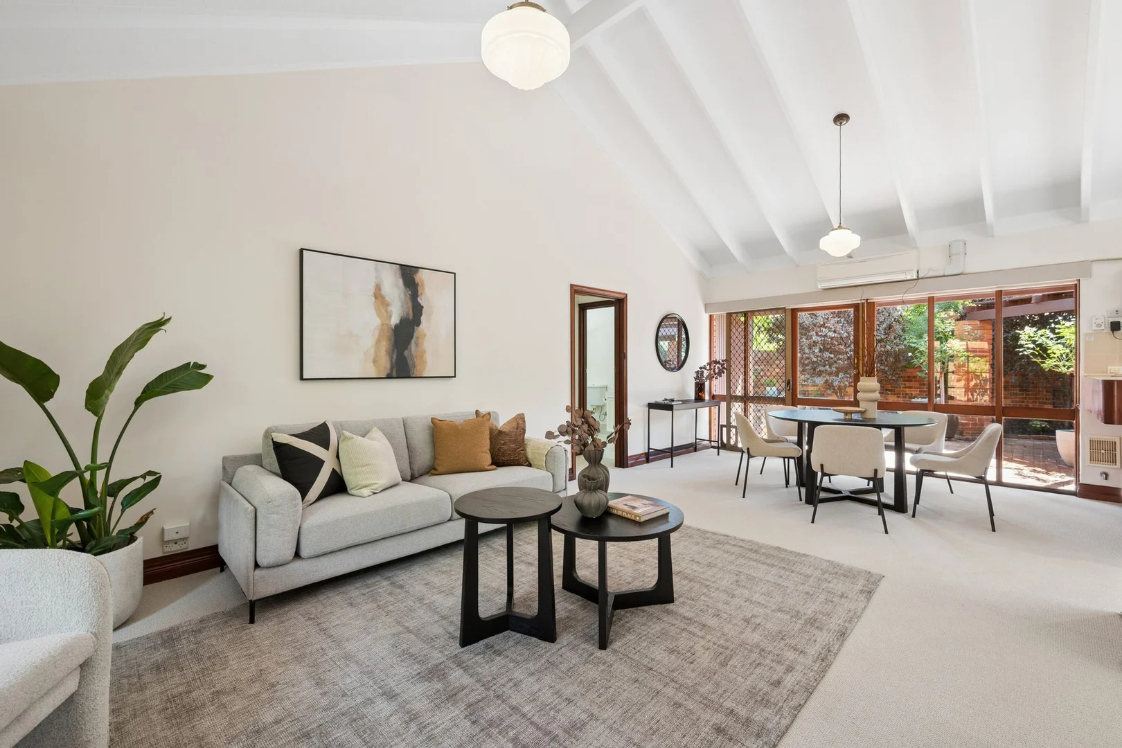 2/24 Salvado Street, Cottesloe WA 6011