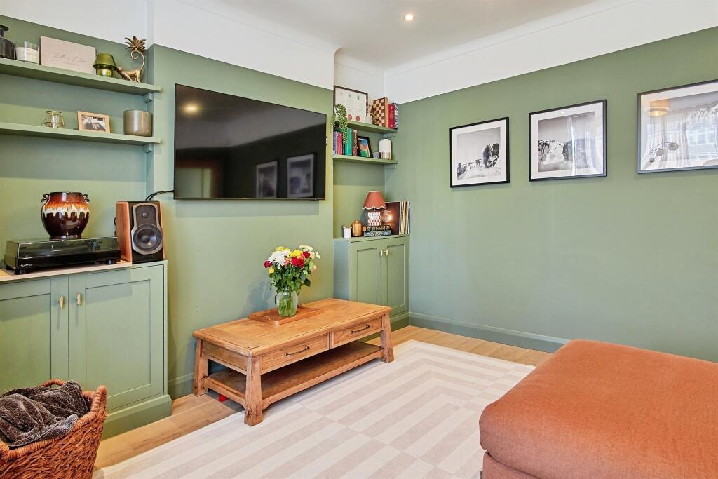 Additional image 12 of Heythrop Grove, Birmingham