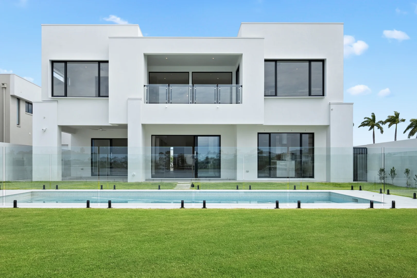 Additional image 33 of 8 Lake Serenity Boulevard, Helensvale QLD 4212