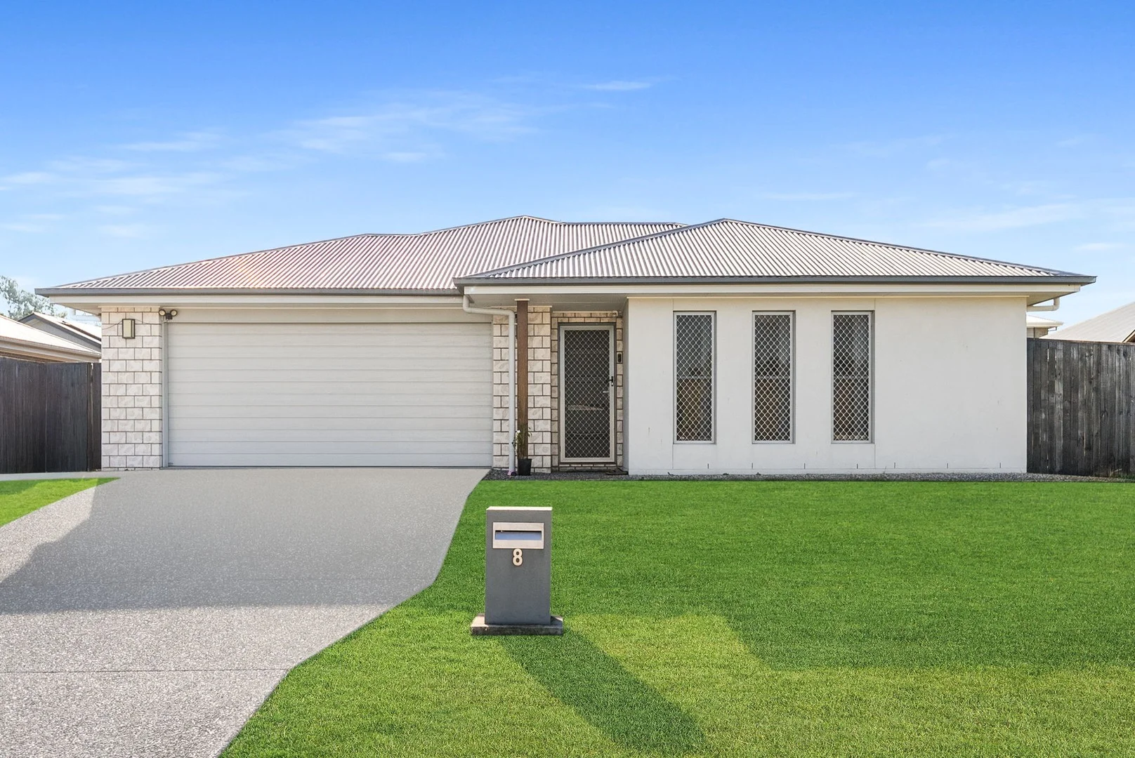 8 Mary Crescent, Rosewood QLD 4340