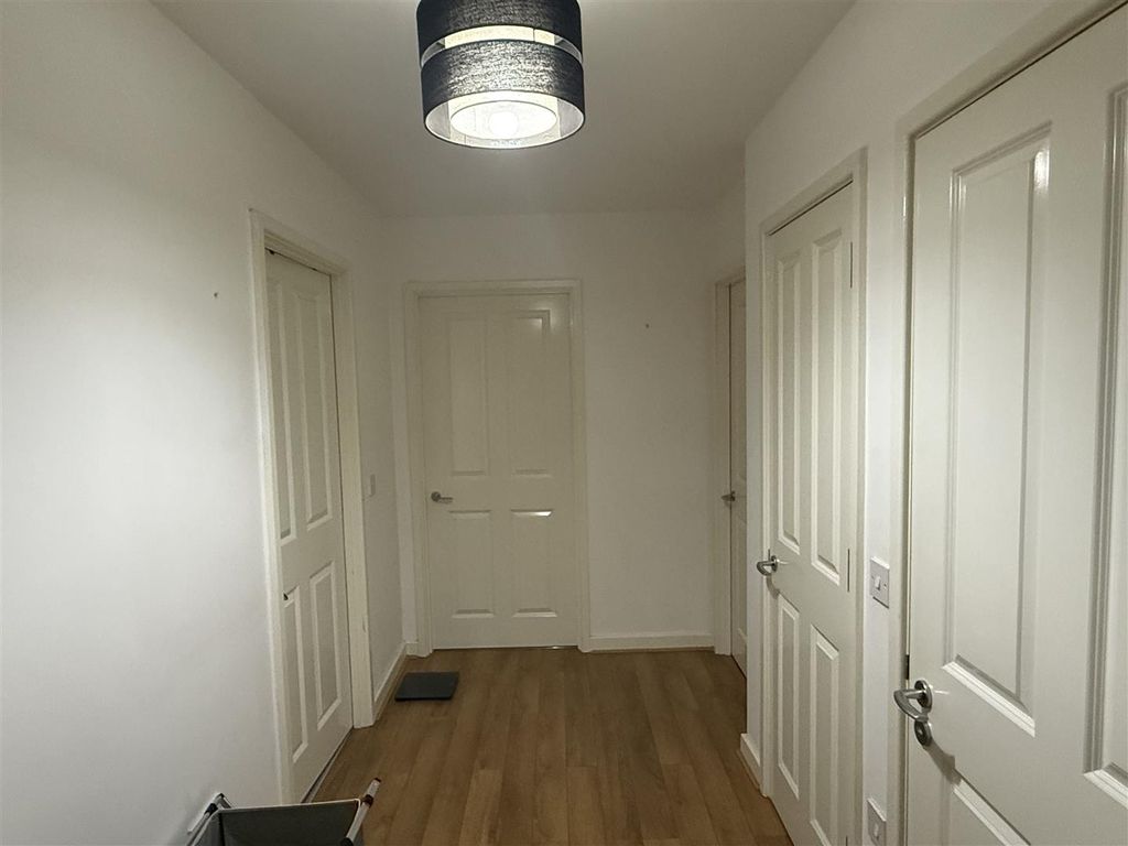 2 bed flat for saleLincoln Road, Peterborough PE1