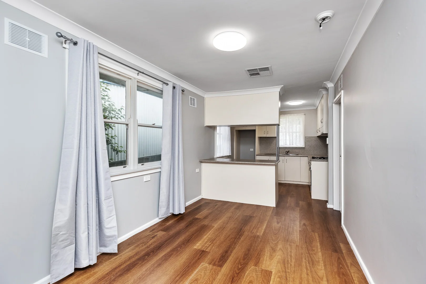 Additional image 5 of 31 Gilmore Avenue, Mount Austin NSW 2650