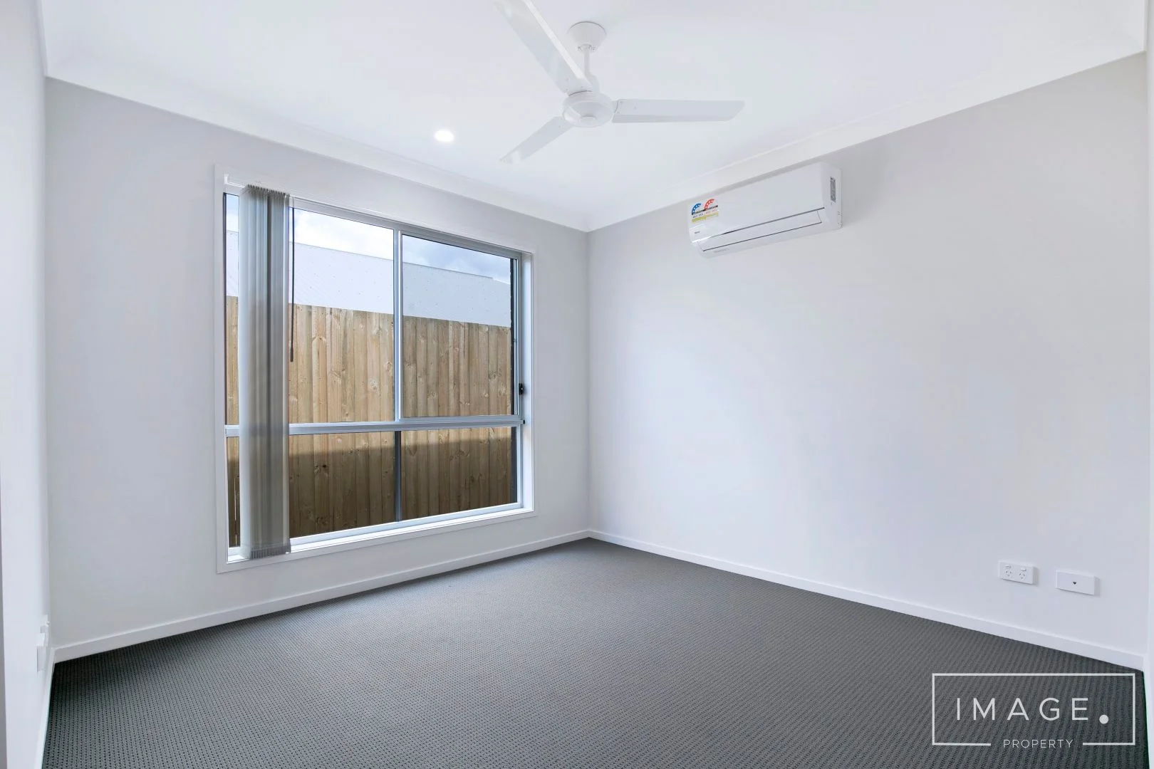Additional image 5 of 1/53 Locke Cres, Redbank Plains QLD 4301