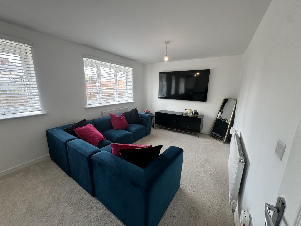 Additional image 2 of Steel Avenue, West Bromwich, B70