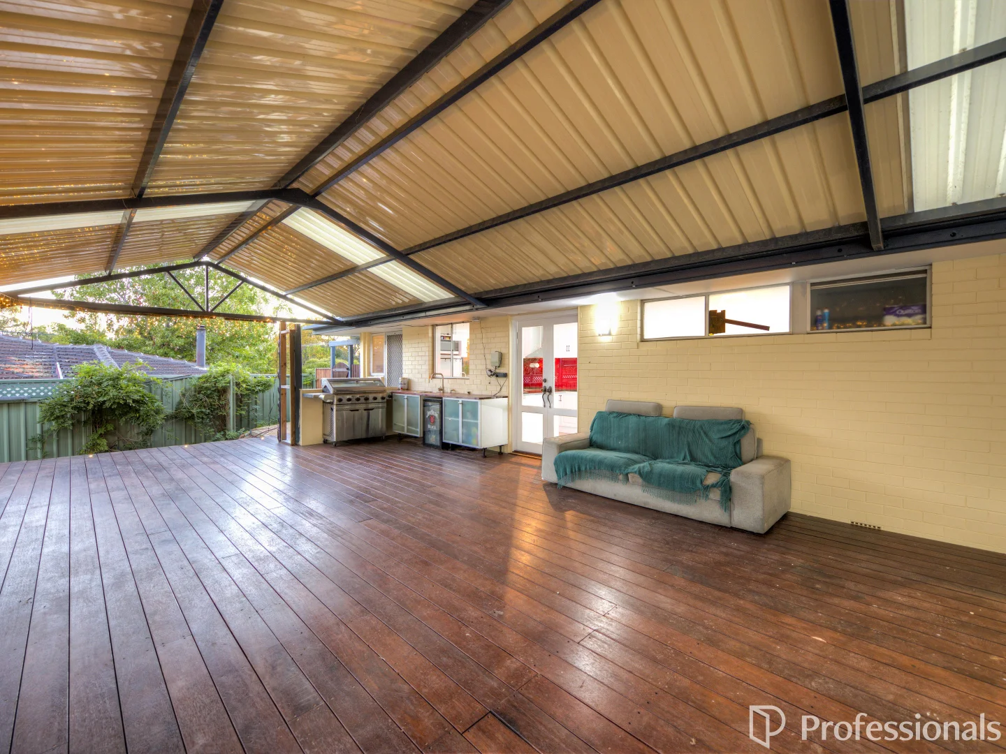 Additional image 19 of 2 Fletcher Road, Lesmurdie WA 6076