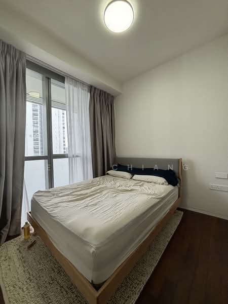 18 Amber Gardens photo 5