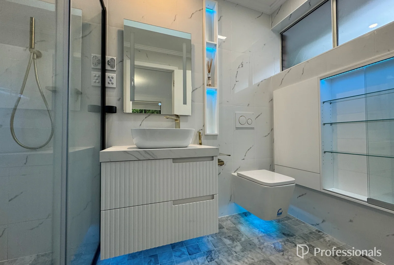 Additional image 6 of 70 Jacaranda Crescent, Casula NSW 2170