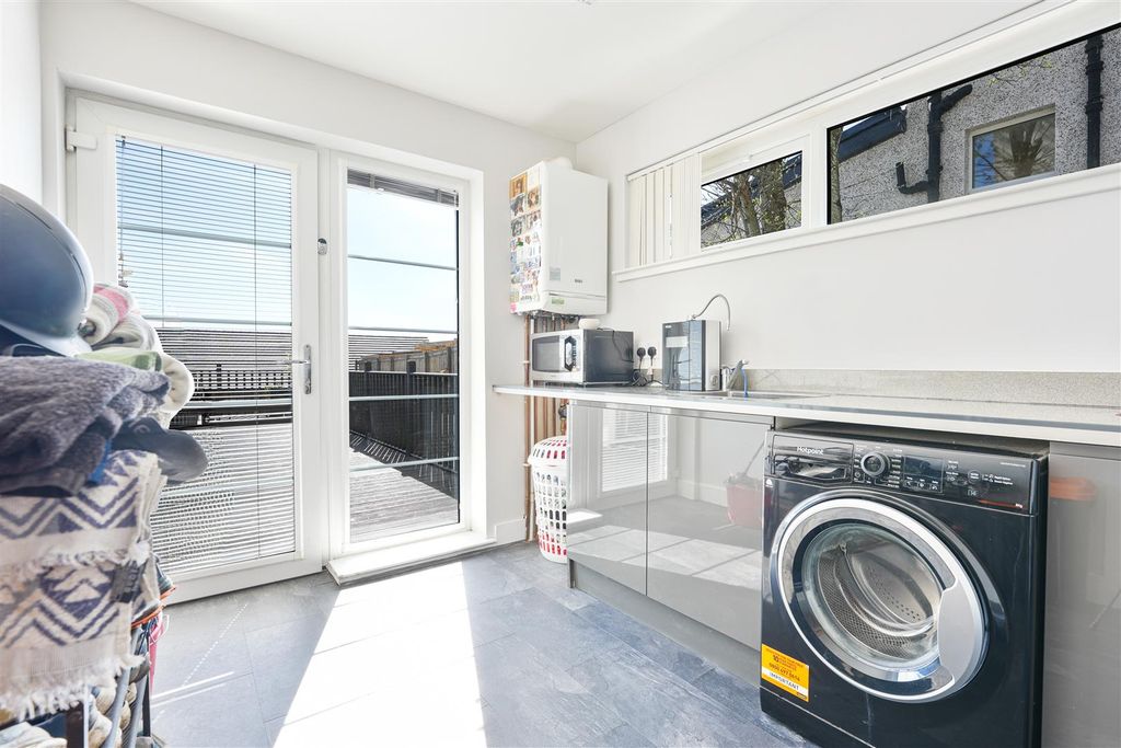 Additional image 13 of 4 bed detached house for saleBraidwood Road, Braidwood, Carluke ML8
