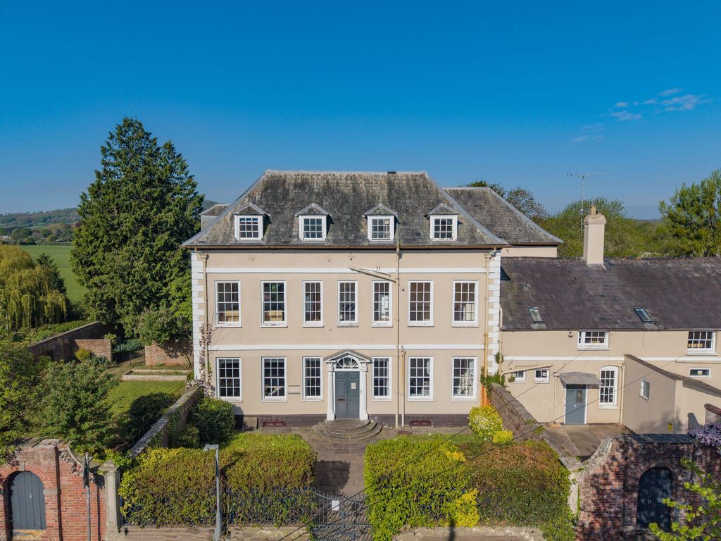 10 bed detached house for saleThe Parade, Monmouth NP25