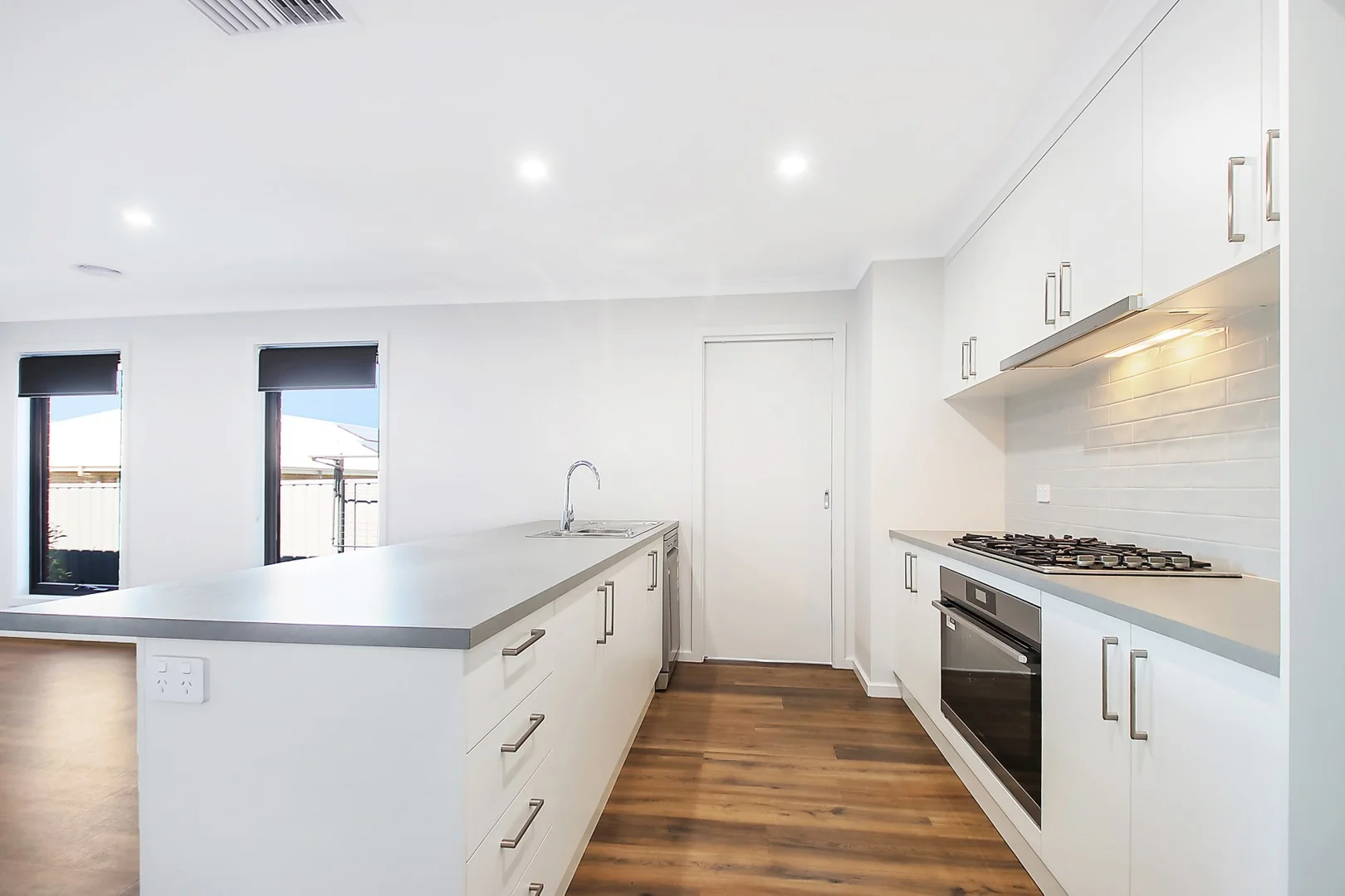 300 Brooklyn Drive, Thurgoona NSW 2640