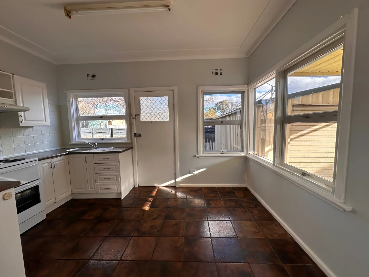 Additional image 3 of 2A James Avenue, Armidale NSW 2350