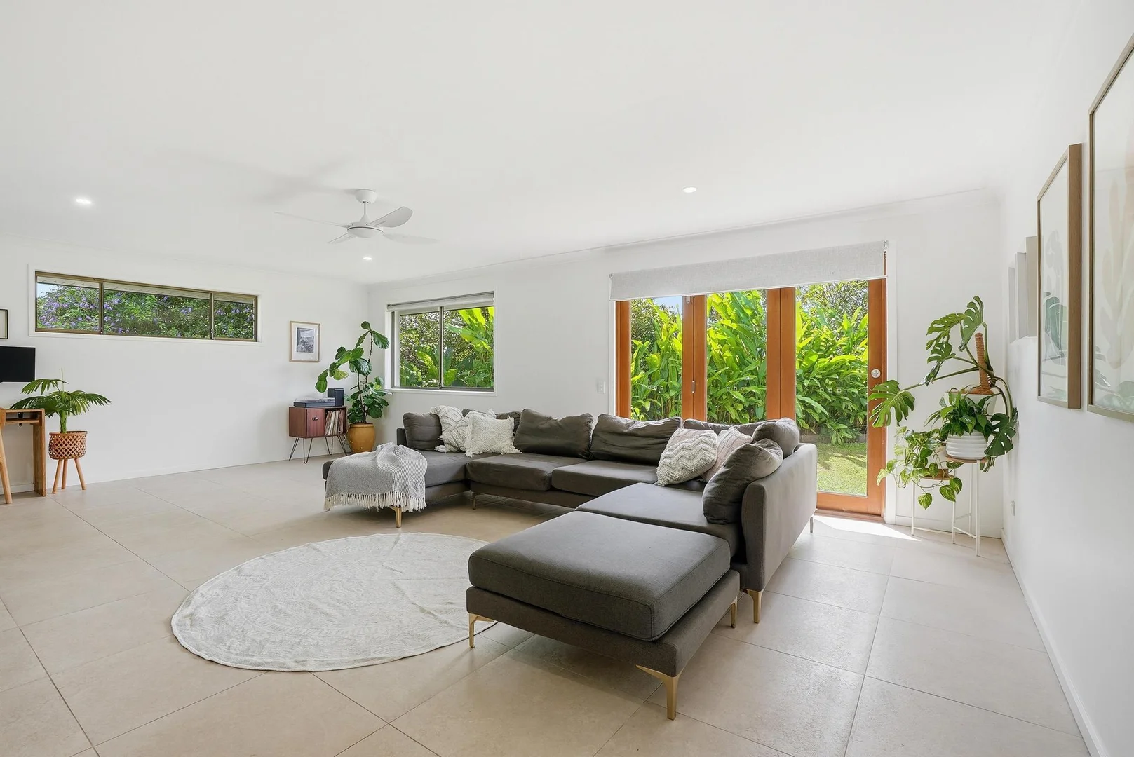 Additional image 3 of 8 Ellioh Court, Elanora QLD 4221