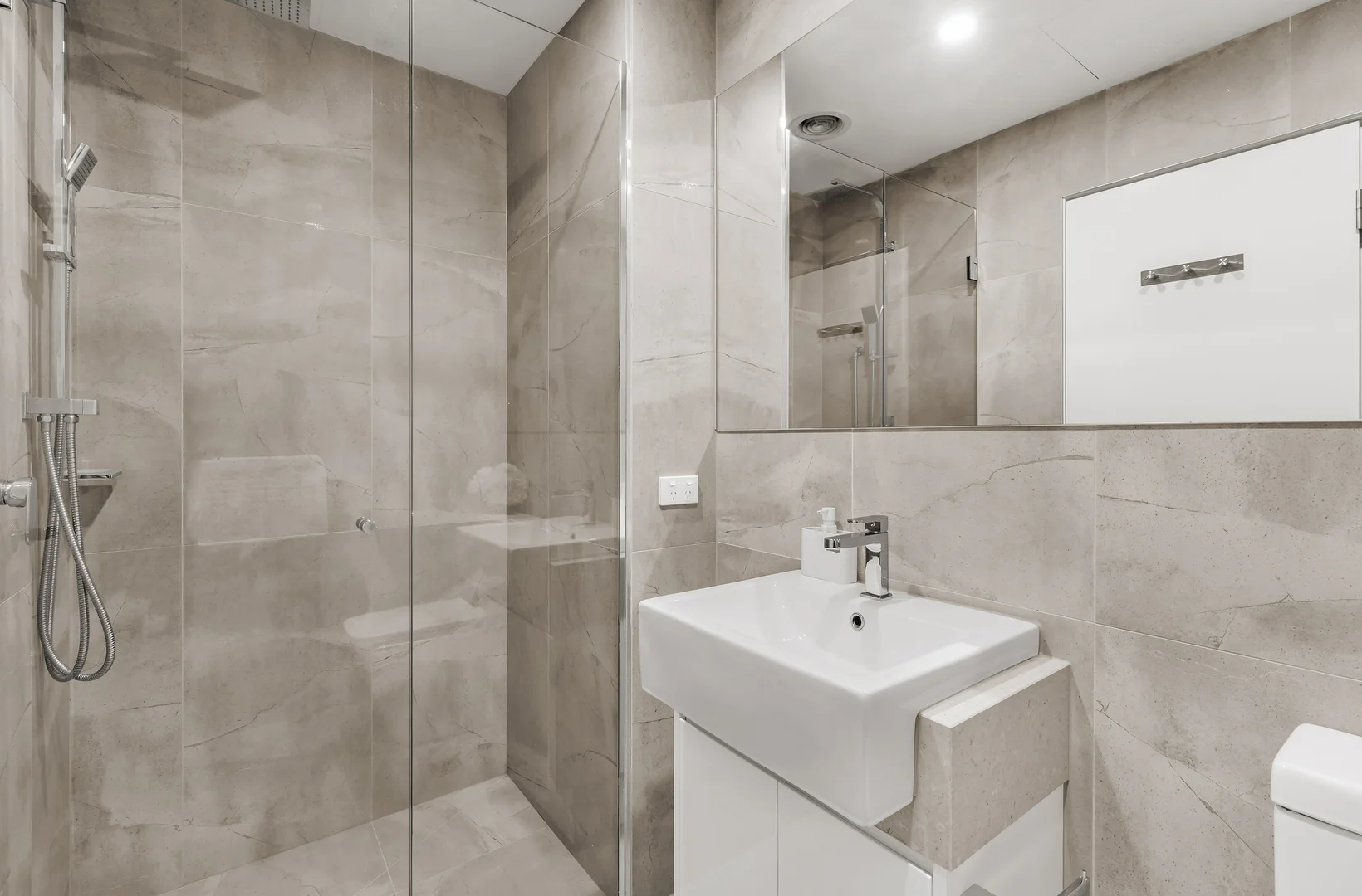 Additional image 6 of 207/170 Manningham Road, Bulleen VIC 3105