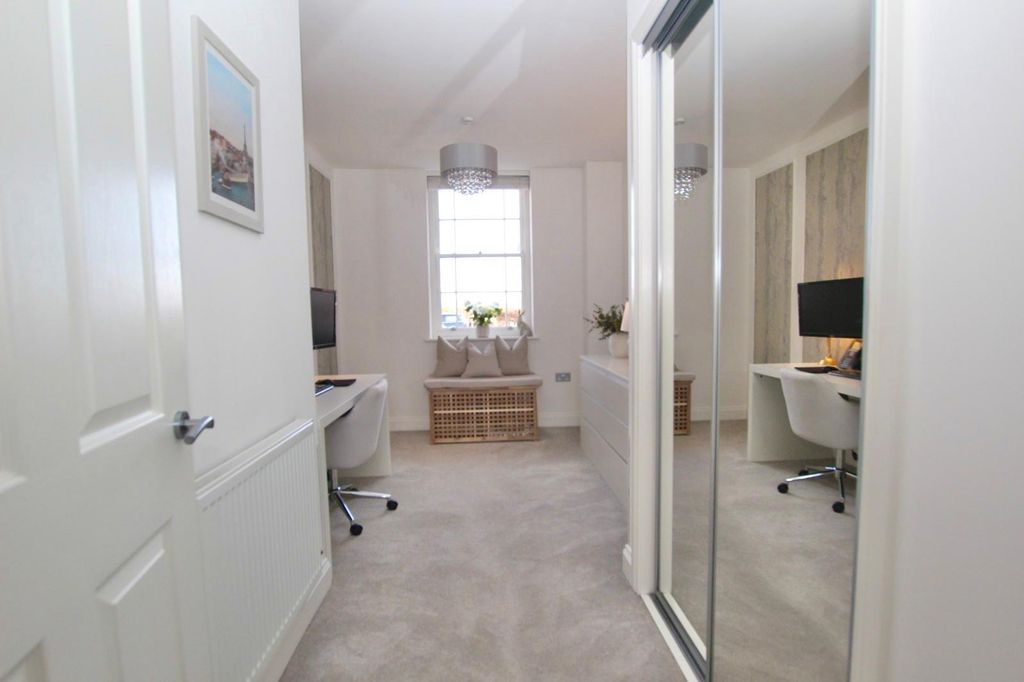 Additional image 16 of 2 bed flat for saleRobertson Drive, Lanark ML11