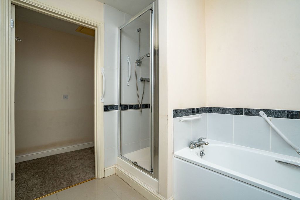 Additional image 16 of 3 bed bungalow for saleLink Elm Place, Malvern, Worcestershire WR14