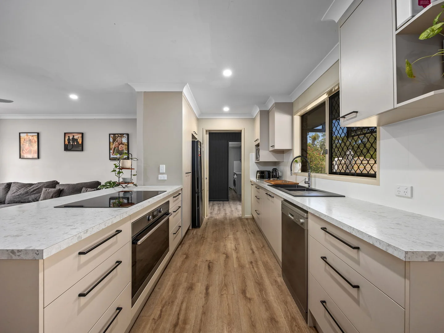 Additional image 2 of 31 Stephenson Crescent, Kensington Grove QLD 4341