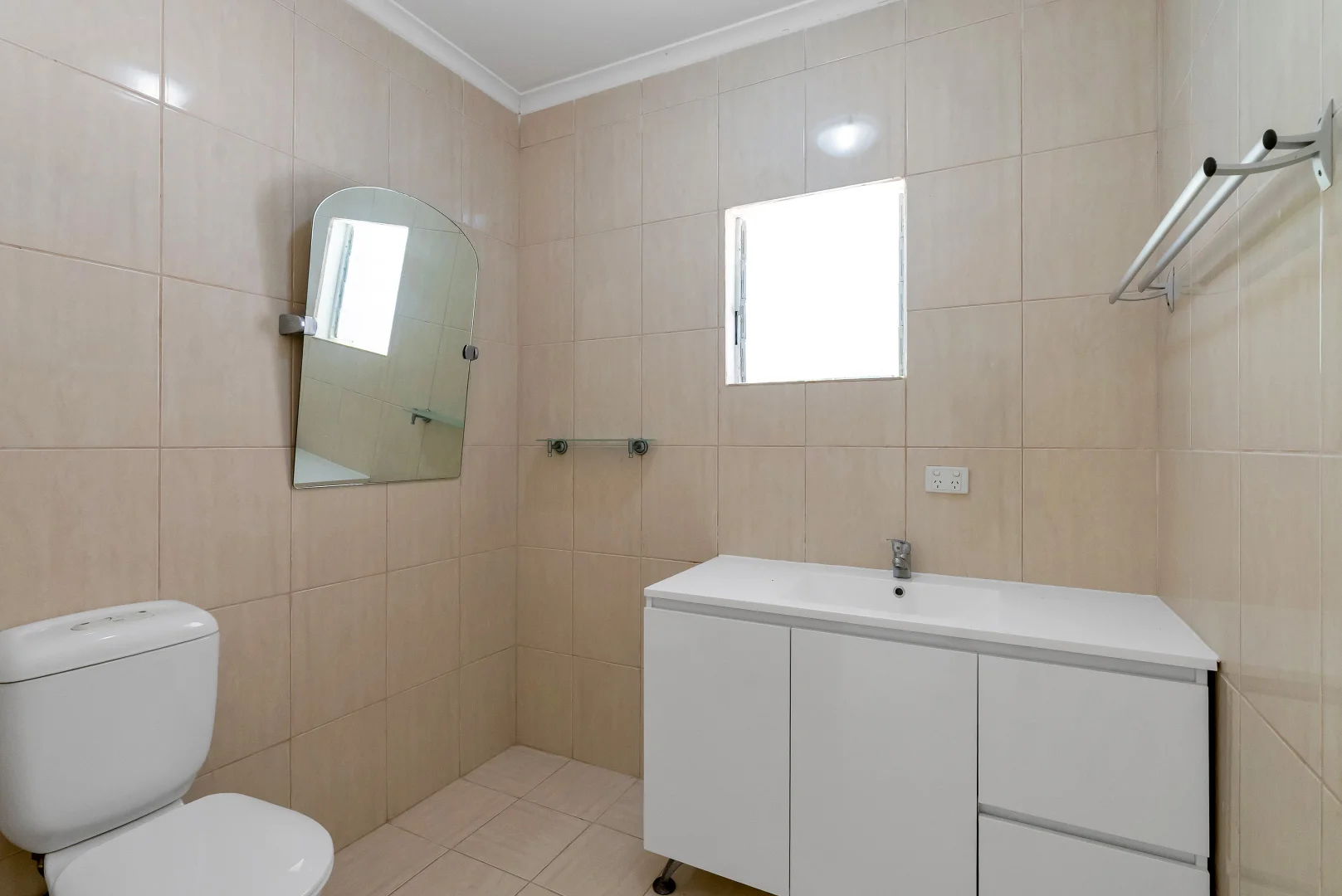 Additional image 17 of 48 Endeavour Road, Clifton Beach QLD 4879