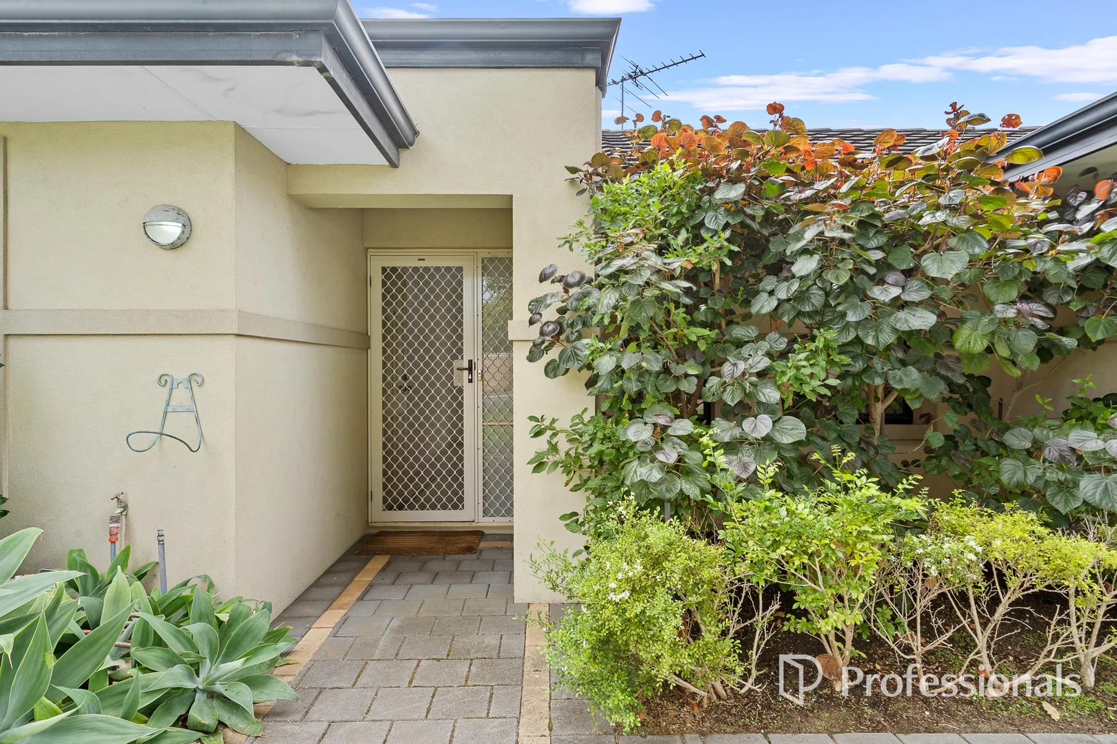 Additional image 3 of 71A Swan Street, Tuart Hill WA 6060