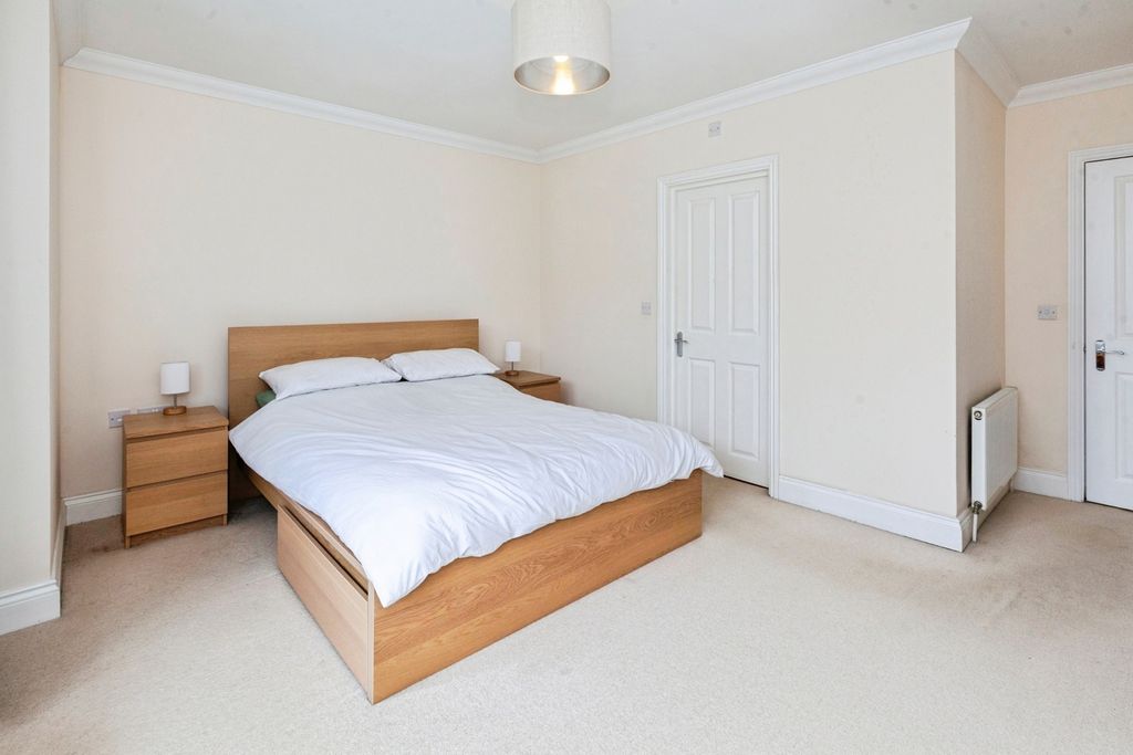 Additional image 11 of 2 bed flat for saleShoppenhangers Road, Maidenhead, Berkshire SL6