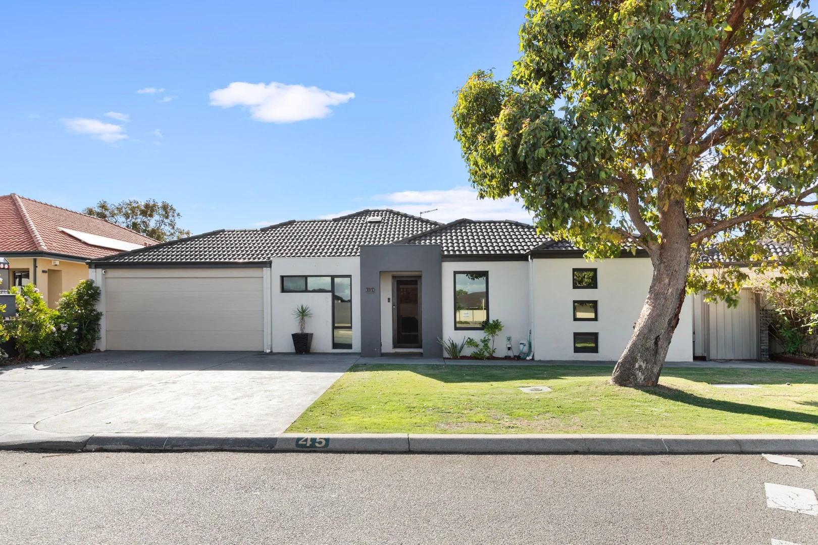 45 Dalecross Avenue, Madeley WA 6065