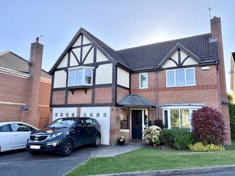 Cloisters Court, Oakwood, Derby DE21