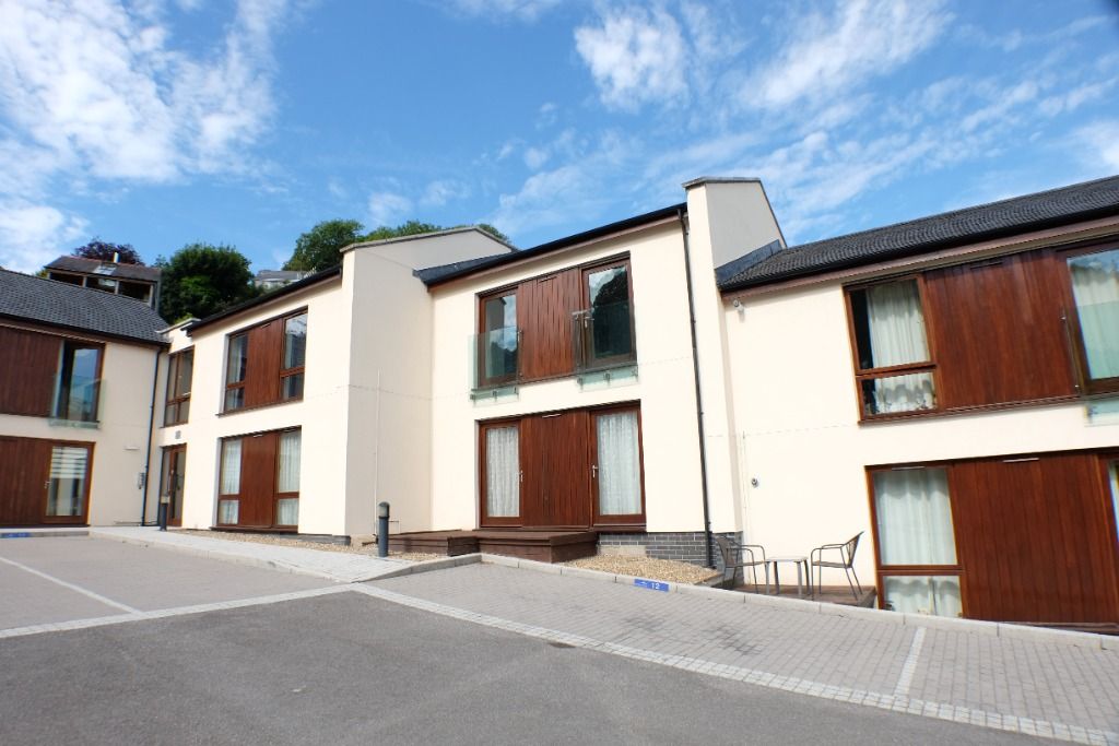 2 bed flat for saleSt Annes, Mumbles, Swansea SA3