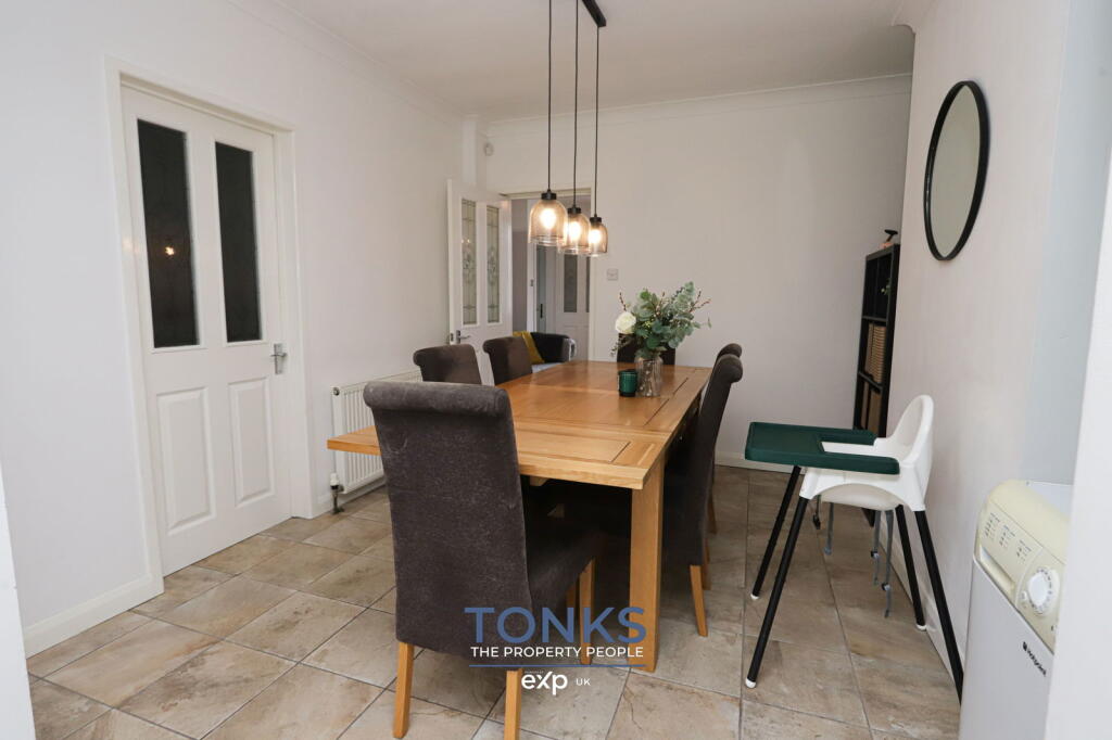 Swan Crescent, Oldbury, B69 4QQ photo 4