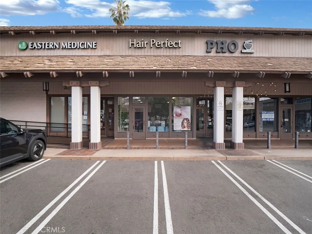 Additional image 22 of 135 W California Boulevard, Pasadena, CA 91105