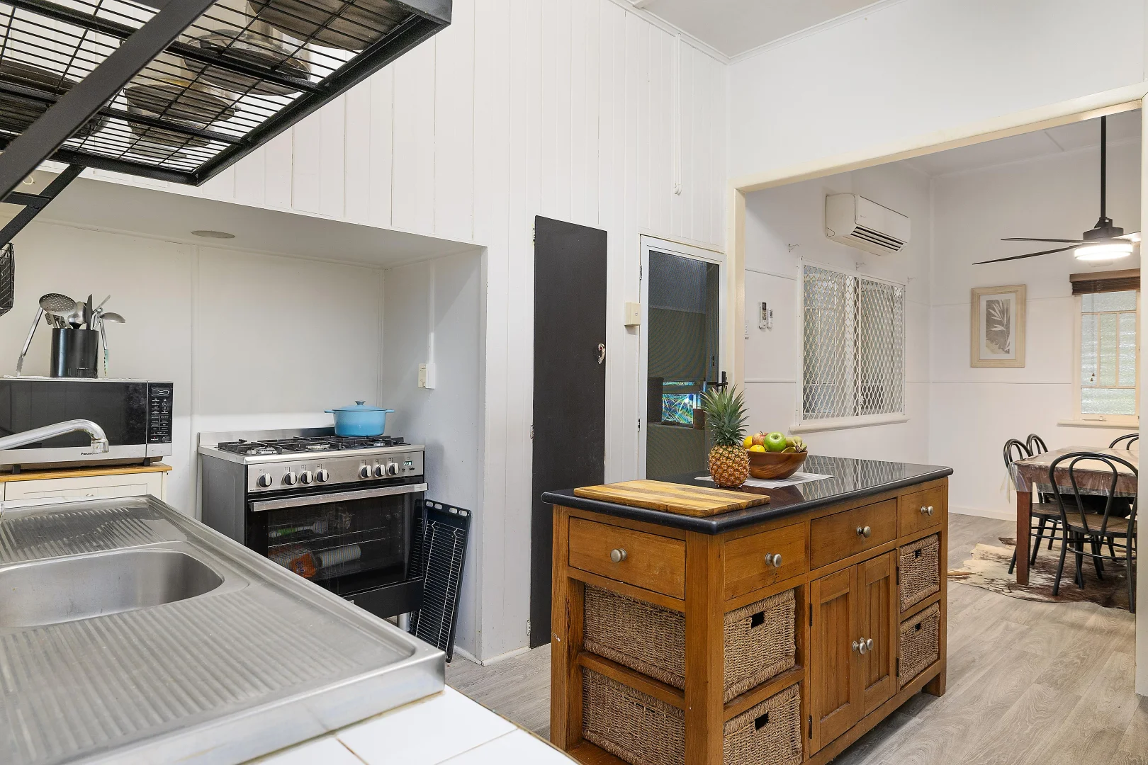 Additional image 2 of 22 Medcraf Street, Park Avenue QLD 4701