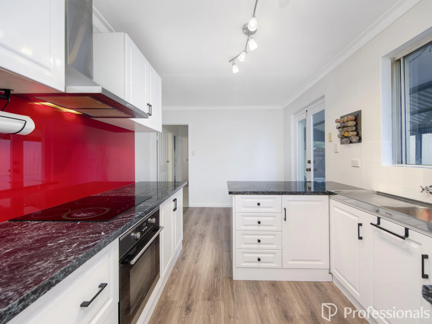 Additional image 9 of 2 Fletcher Road, Lesmurdie WA 6076