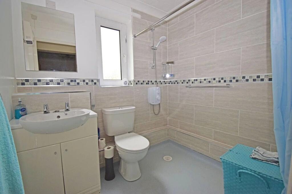 Additional image 9 of Flat 2, Elgar Mews, Ednall Lane, Bromsgrove, Worcestershire.  B60 2DB
