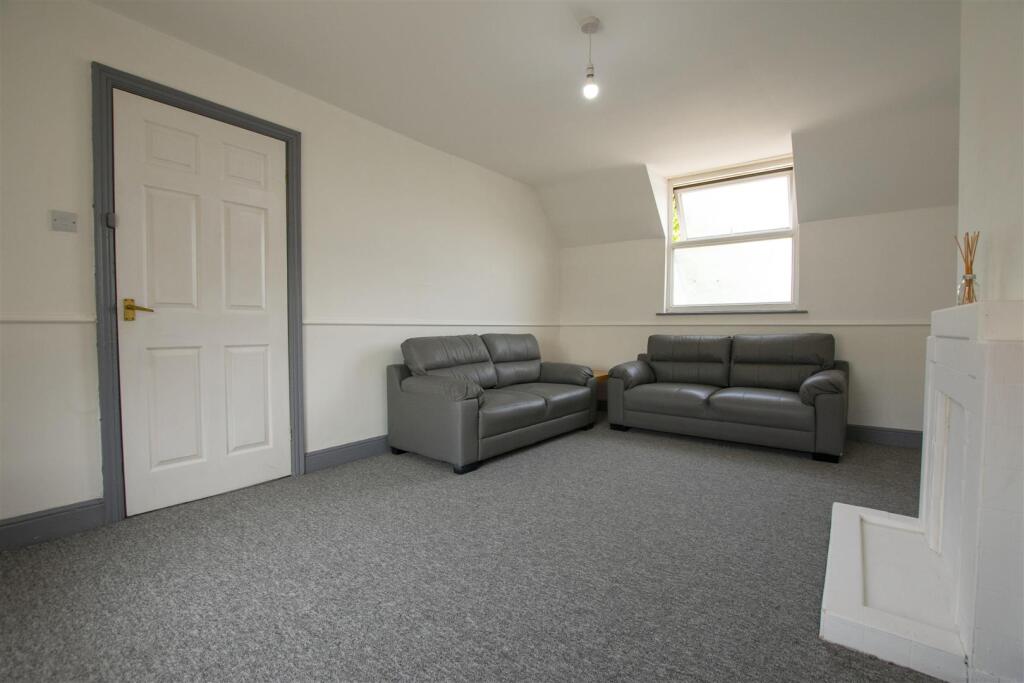 Additional image 2 of Oak Tree Lane, Selly Oak, Birmingham, West Midlands, B29
