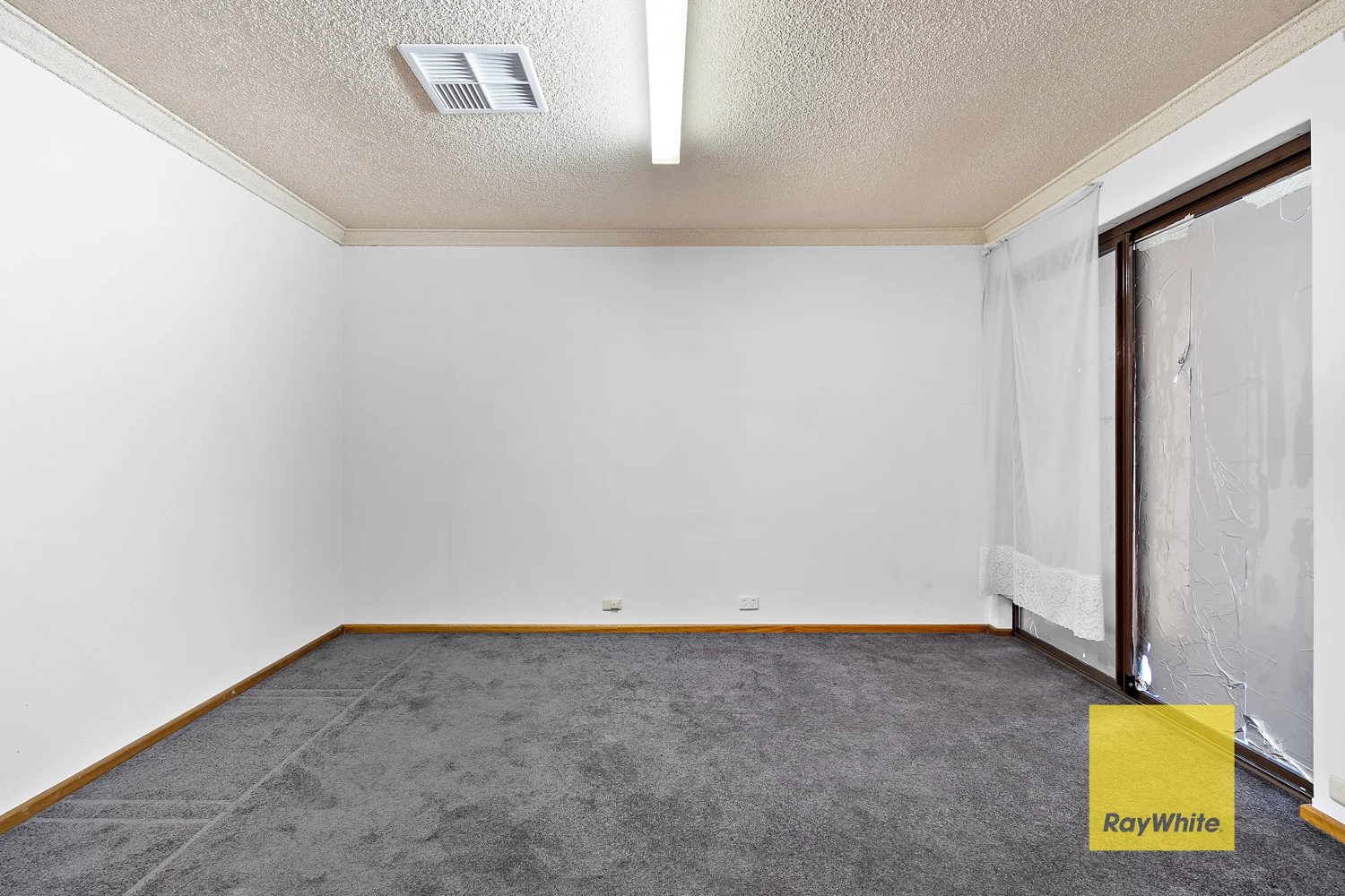 Additional image 11 of 6 Crest Court, Thornlie WA 6108