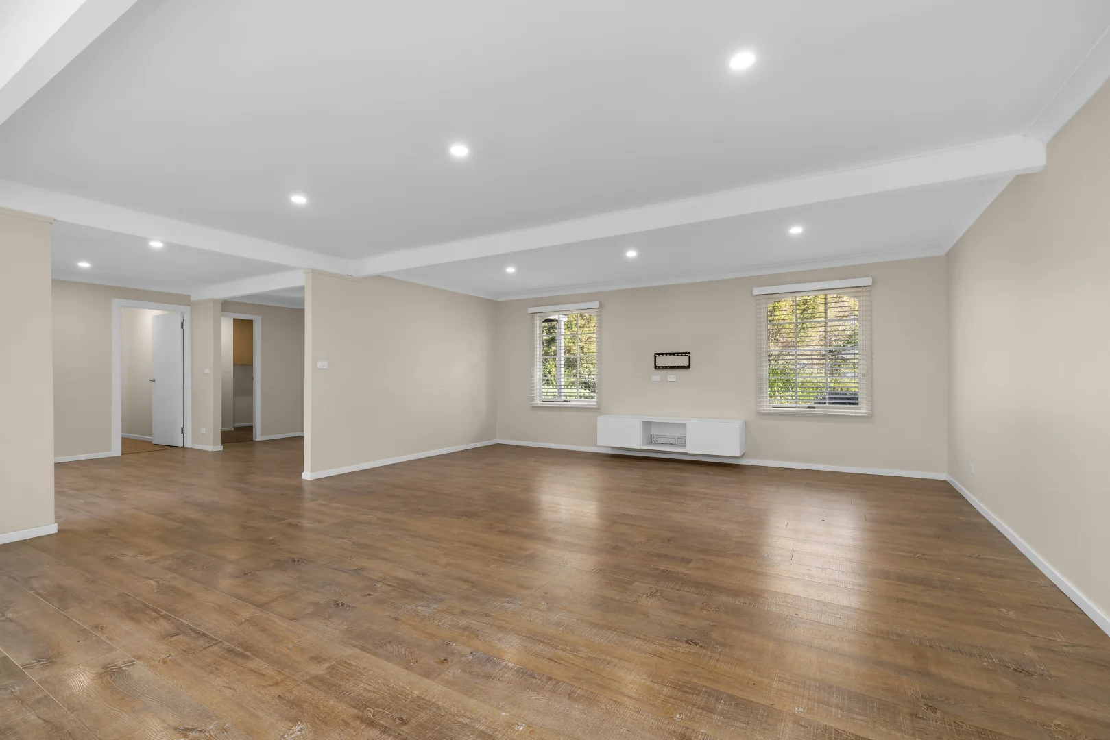 20 White Cedar Drive, Castle Hill NSW 2154 photo 5