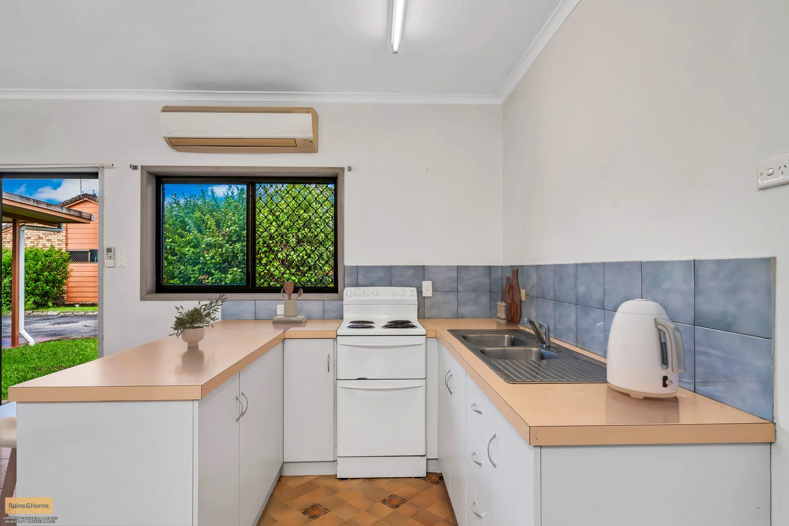 Additional image 6 of 18/1-3 Bergin Road, Innisfail Estate QLD 4860