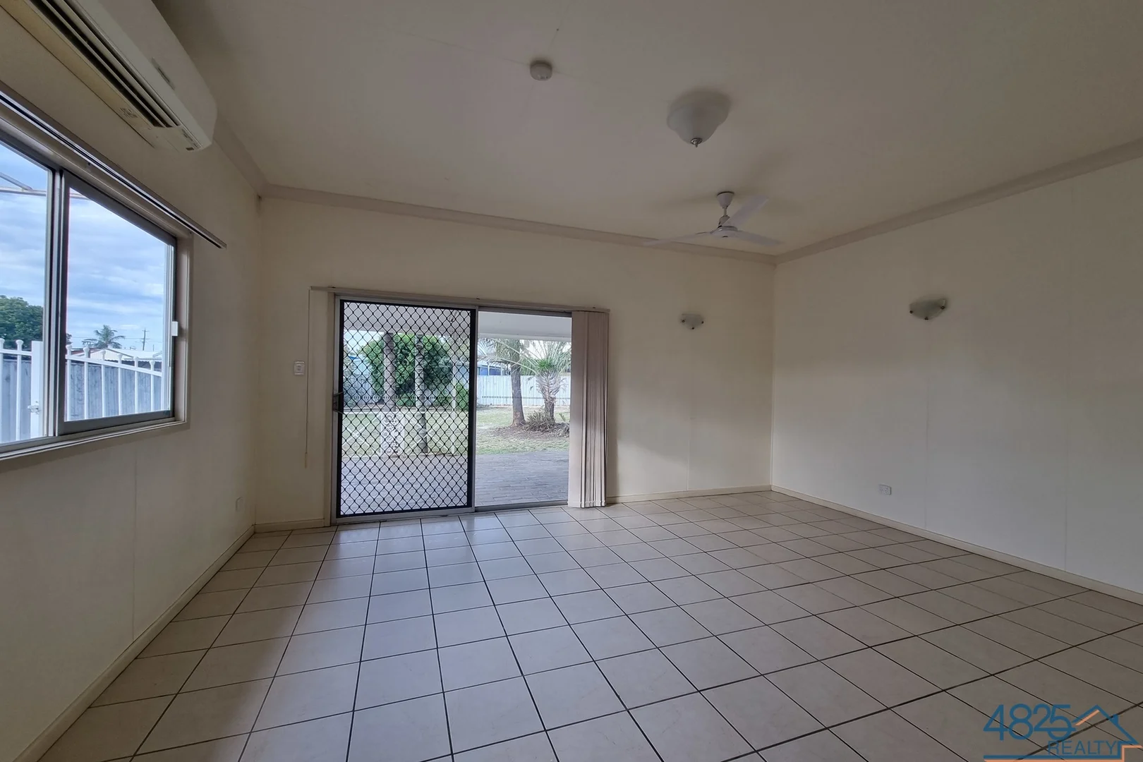 2 Delta Avenue, Mount Isa QLD 4825 photo 4