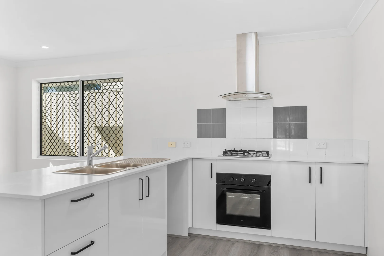 Additional image 16 of 7 Muscari Close, Seville Grove WA 6112