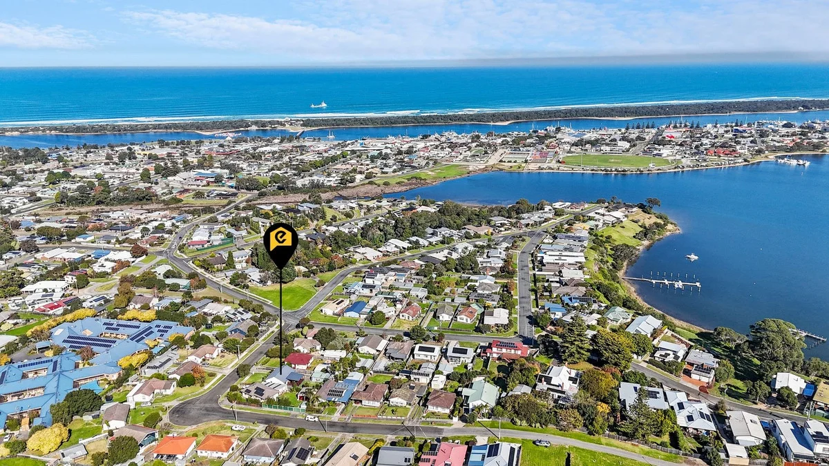 Additional image 18 of 15 Phillips Street, Lakes Entrance VIC 3909
