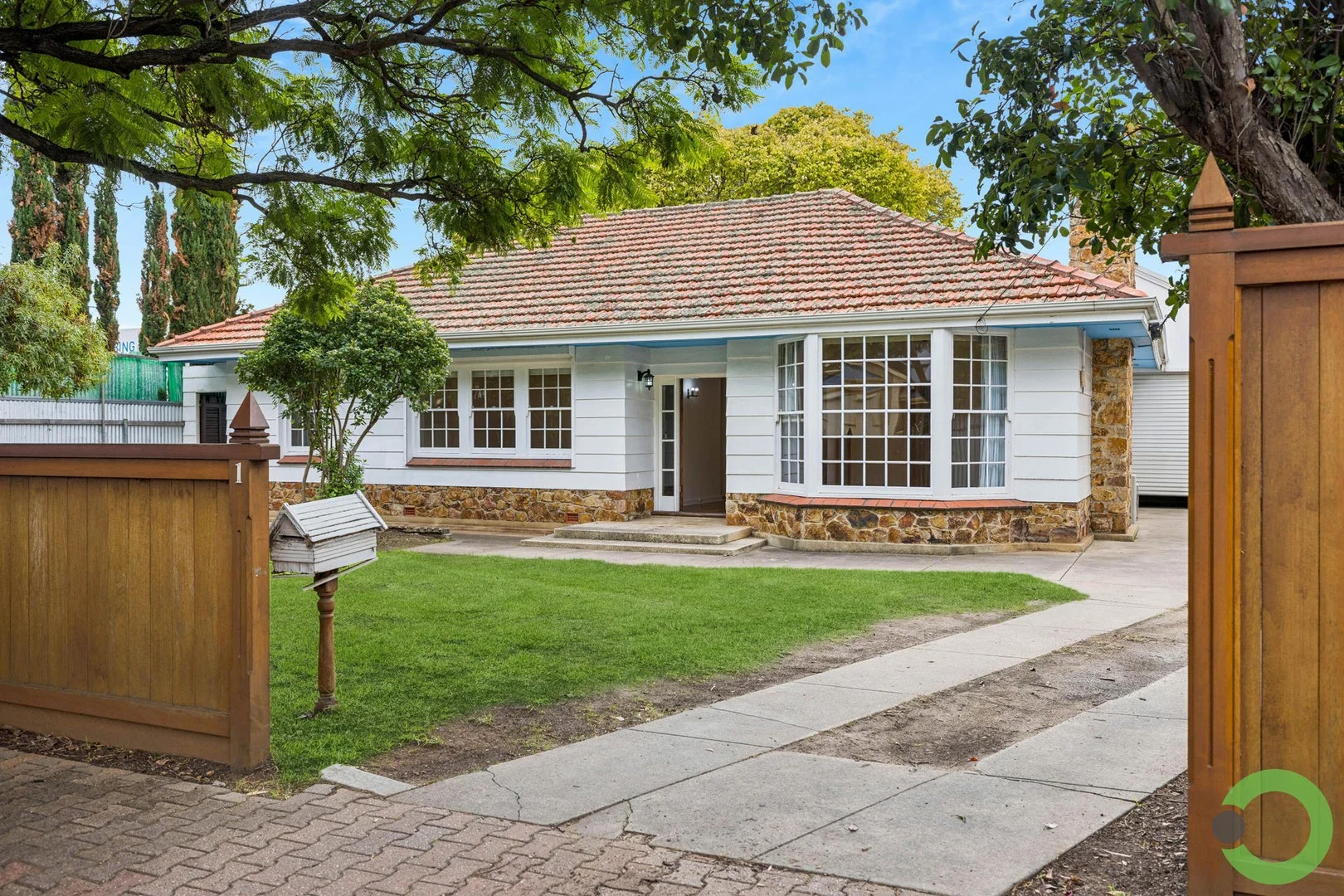 1 Bideford Avenue, Clarence Gardens SA 5039