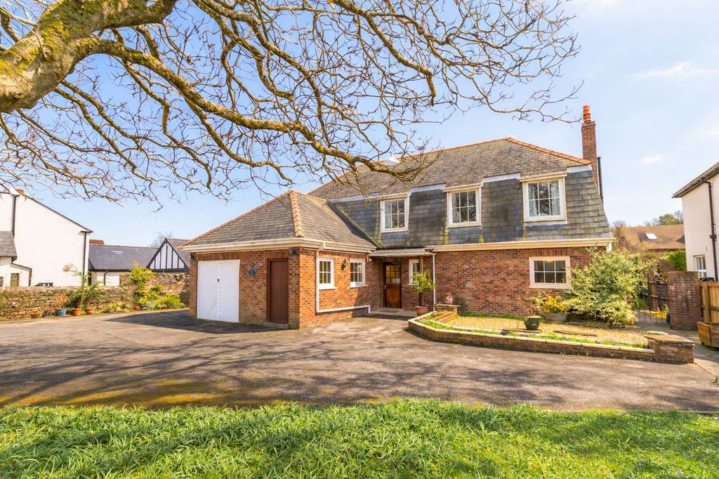 4 bed detached house for saleCaerphilly Road, Bassaleg NP10